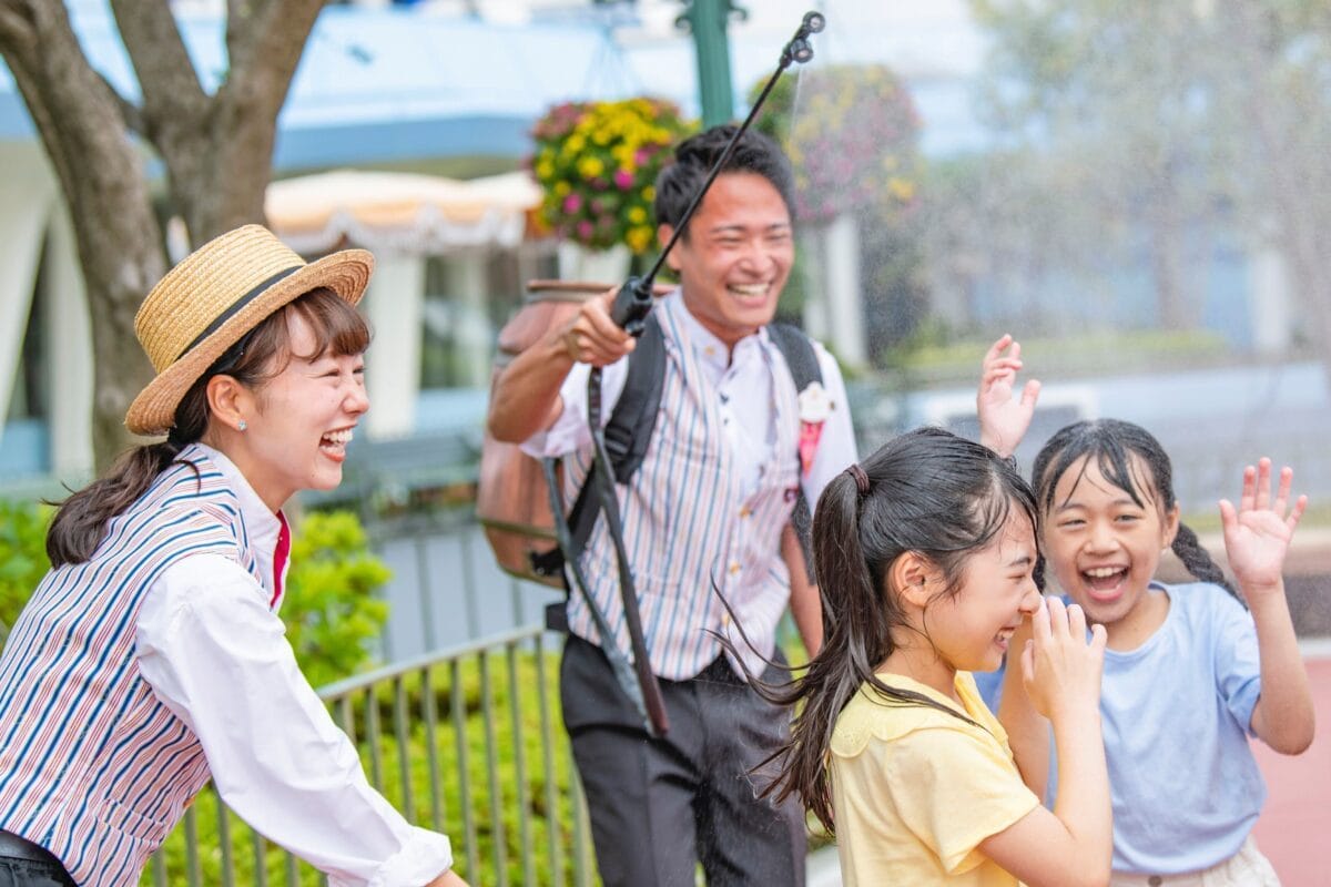 Tokyo Disneyland Announces “Get Soaked” Summer Season