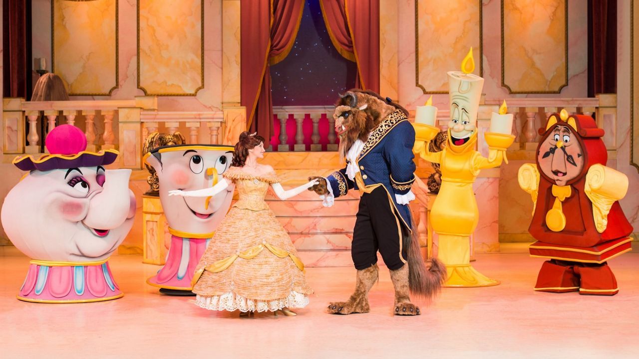 Walt Disney World Performers Challenge Their Union