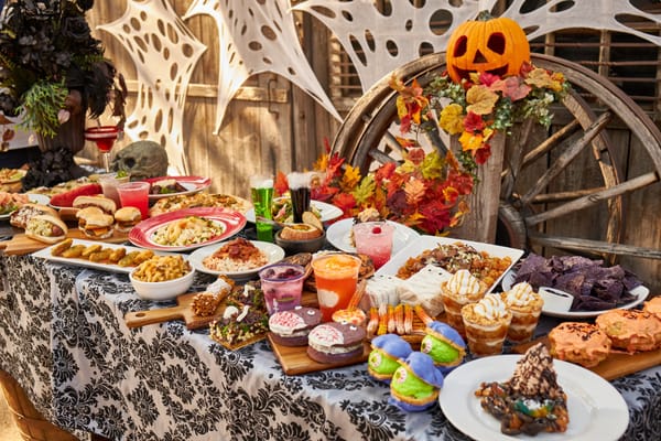 Knott's "Taste of Fall-O-Ween" Event is a Huge Hit!