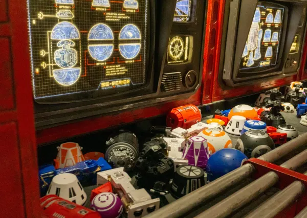 Which Kind of Droid Should You Make At Galaxy's Edge?
